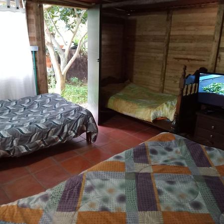 Maison d'hôtes Hospedaje Y Zona De Camping Pistacho à Villa de Leyva Extérieur photo