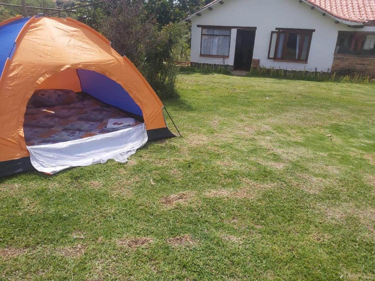Maison d'hôtes Hospedaje Y Zona De Camping Pistacho à Villa de Leyva Extérieur photo